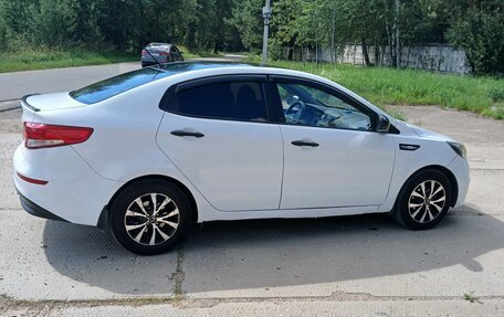 KIA Rio III рестайлинг, 2015 год, 550 000 рублей, 7 фотография