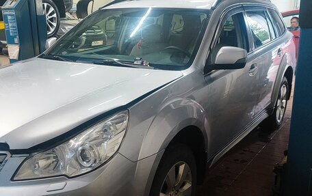 Subaru Outback IV рестайлинг, 2011 год, 1 200 000 рублей, 5 фотография