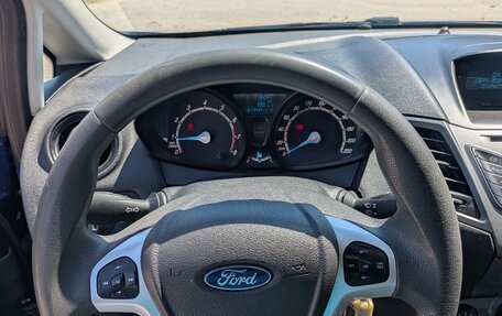 Ford Fiesta, 2017 год, 920 000 рублей, 10 фотография