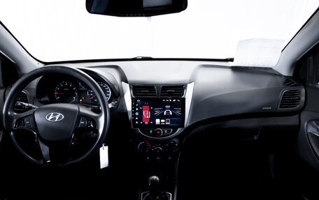 Hyundai Solaris II рестайлинг, 2011 год, 589 000 рублей, 15 фотография