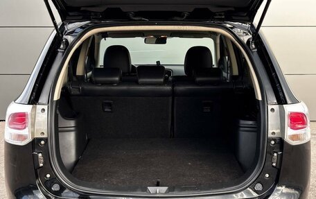 Mitsubishi Outlander III рестайлинг 3, 2013 год, 1 365 000 рублей, 10 фотография