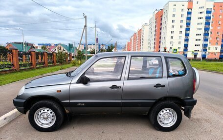 Chevrolet Niva I рестайлинг, 2004 год, 280 000 рублей, 2 фотография