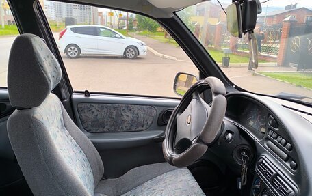 Chevrolet Niva I рестайлинг, 2004 год, 280 000 рублей, 8 фотография