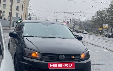 Volkswagen Polo VI (EU Market), 2016 год, 1 000 000 рублей, 25 фотография