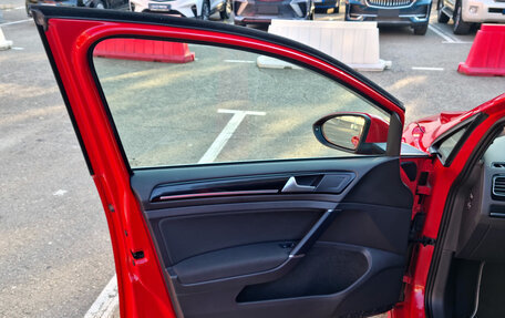 Volkswagen Golf VII, 2014 год, 1 300 000 рублей, 26 фотография