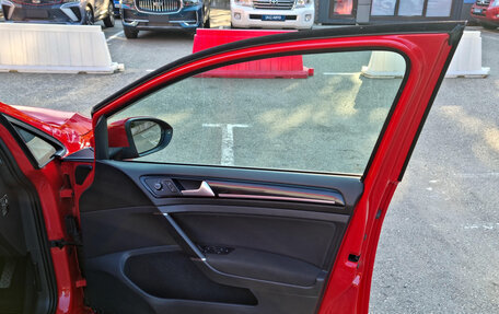Volkswagen Golf VII, 2014 год, 1 300 000 рублей, 27 фотография