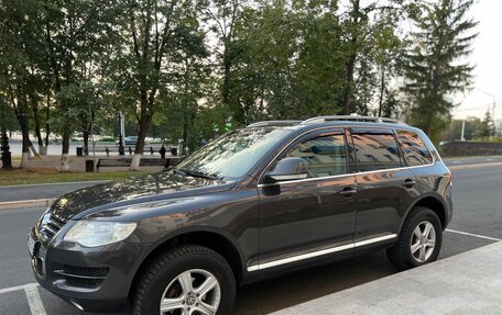 Volkswagen Touareg III, 2007 год, 1 400 000 рублей, 2 фотография