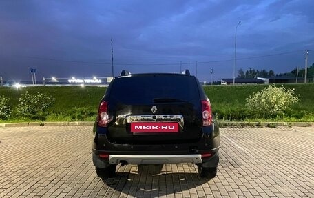Renault Duster I рестайлинг, 2013 год, 900 000 рублей, 2 фотография