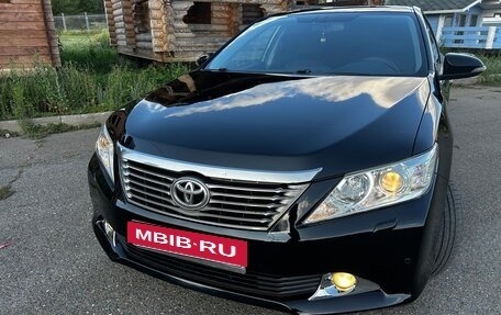 Toyota Camry, 2013 год, 1 389 000 рублей, 2 фотография