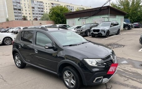 Renault Sandero II рестайлинг, 2021 год, 1 410 000 рублей, 2 фотография