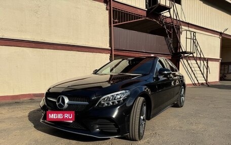 Mercedes-Benz C-Класс, 2018 год, 2 500 000 рублей, 4 фотография