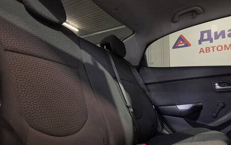 KIA Rio III рестайлинг, 2014 год, 817 000 рублей, 15 фотография