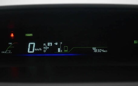 Toyota Prius, 2014 год, 1 350 000 рублей, 6 фотография