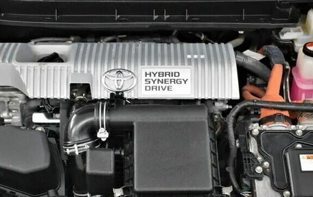 Toyota Prius, 2014 год, 1 350 000 рублей, 14 фотография