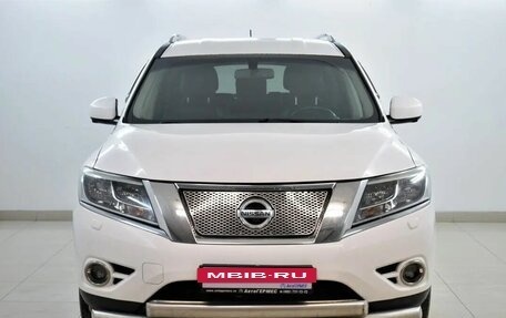 Nissan Pathfinder, 2015 год, 1 650 000 рублей, 2 фотография