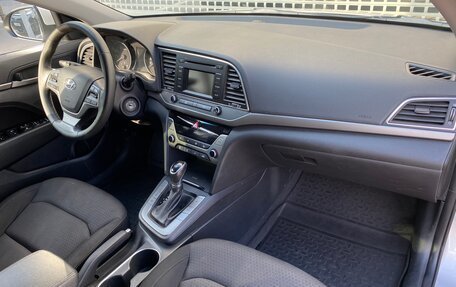 Hyundai Elantra VI рестайлинг, 2018 год, 1 447 000 рублей, 13 фотография