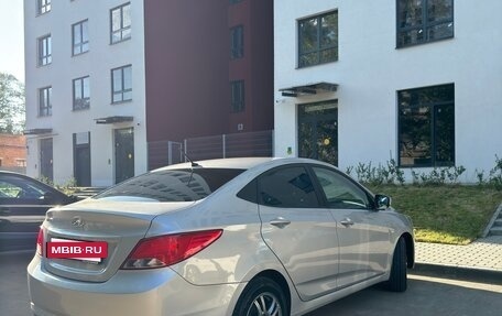 Hyundai Solaris II рестайлинг, 2016 год, 1 100 000 рублей, 3 фотография