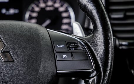 Mitsubishi Outlander III рестайлинг 3, 2016 год, 2 288 000 рублей, 19 фотография