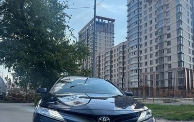 Toyota Camry, 2018 год, 2 900 000 рублей, 1 фотография