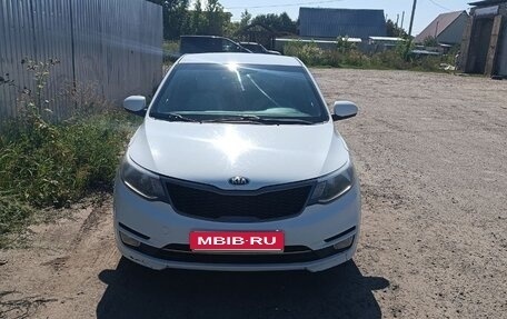 KIA Rio III рестайлинг, 2016 год, 900 000 рублей, 1 фотография