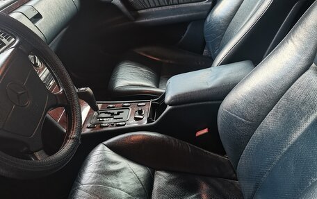 Mercedes-Benz E-Класс, 1997 год, 895 000 рублей, 10 фотография