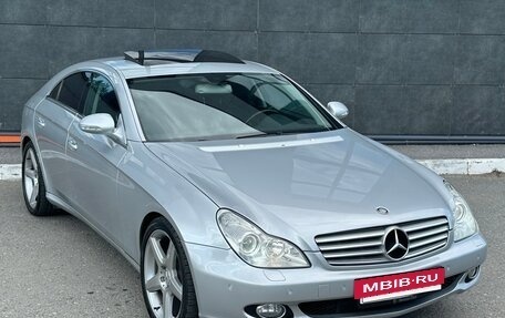 Mercedes-Benz CLS, 2005 год, 1 470 000 рублей, 3 фотография