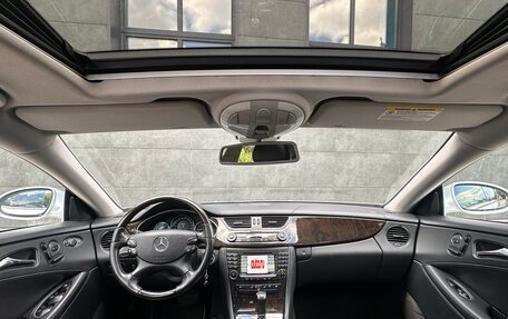 Mercedes-Benz CLS, 2005 год, 1 470 000 рублей, 25 фотография