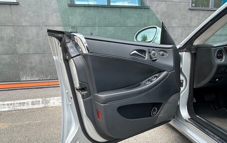 Mercedes-Benz CLS, 2005 год, 1 470 000 рублей, 32 фотография
