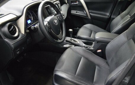 Toyota RAV4, 2015 год, 2 249 000 рублей, 10 фотография