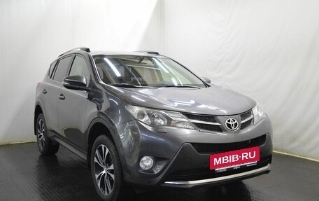 Toyota RAV4, 2015 год, 2 249 000 рублей, 3 фотография