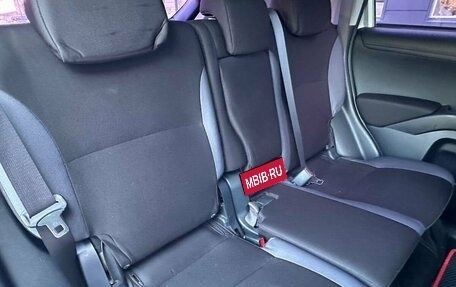 Mitsubishi Outlander III рестайлинг 3, 2012 год, 1 140 000 рублей, 10 фотография