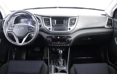 Hyundai Tucson III, 2017 год, 1 900 000 рублей, 7 фотография