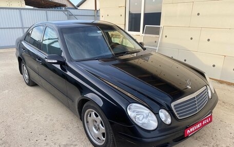 Mercedes-Benz E-Класс, 2003 год, 650 000 рублей, 5 фотография
