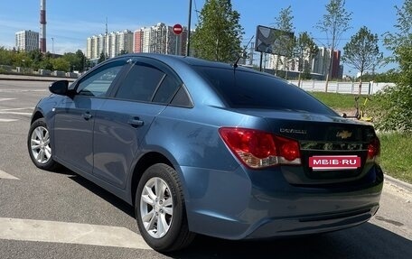 Chevrolet Cruze II, 2013 год, 800 000 рублей, 10 фотография