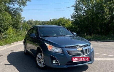 Chevrolet Cruze II, 2013 год, 800 000 рублей, 4 фотография