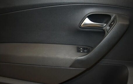 Volkswagen Polo VI (EU Market), 2013 год, 650 000 рублей, 8 фотография