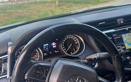 Toyota Camry, 2018 год, 2 900 000 рублей, 6 фотография