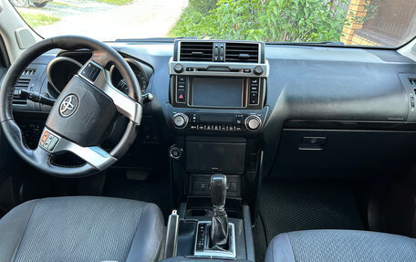 Toyota Land Cruiser Prado 150 рестайлинг 2, 2013 год, 2 850 000 рублей, 7 фотография