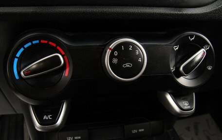 KIA Rio IV, 2018 год, 1 299 000 рублей, 19 фотография