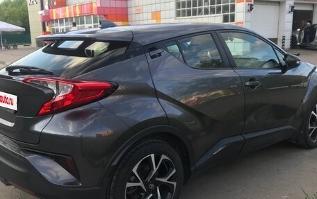 Toyota C-HR I рестайлинг, 2018 год, 1 890 000 рублей, 5 фотография