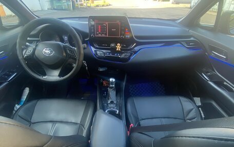 Toyota C-HR I рестайлинг, 2018 год, 1 890 000 рублей, 22 фотография