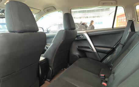 Toyota RAV4, 2019 год, 2 650 000 рублей, 12 фотография