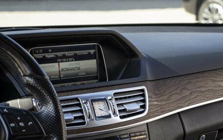 Mercedes-Benz E-Класс, 2013 год, 3 000 000 рублей, 15 фотография