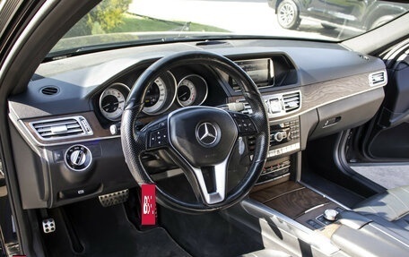 Mercedes-Benz E-Класс, 2013 год, 3 000 000 рублей, 20 фотография