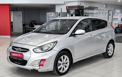 Hyundai Solaris II рестайлинг, 2011 год, 650 000 рублей, 1 фотография