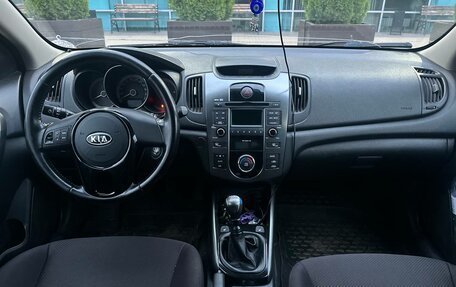 KIA Cerato III, 2013 год, 850 000 рублей, 3 фотография