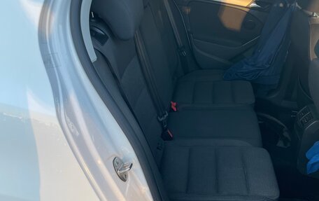 Volkswagen Golf VI, 2012 год, 800 000 рублей, 2 фотография