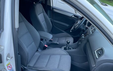 Volkswagen Golf VI, 2012 год, 800 000 рублей, 5 фотография