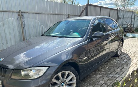 BMW 3 серия, 2005 год, 870 000 рублей, 4 фотография