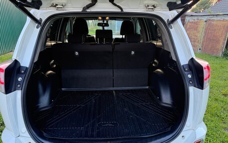 Toyota RAV4, 2017 год, 2 150 000 рублей, 7 фотография